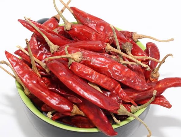 ORGANIC WHOLE CHILLI 250 GMS